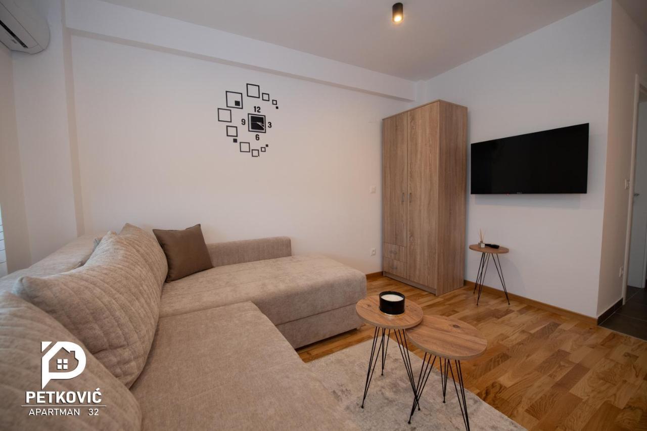 Petkovic Apartmani Studio32 Jagodina Exteriér fotografie