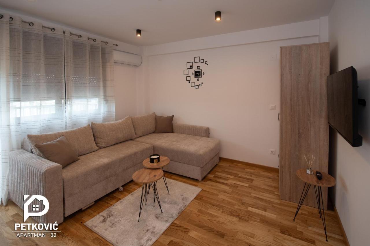 Petkovic Apartmani Studio32 Jagodina Exteriér fotografie